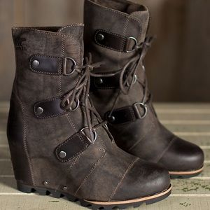 Sorel Joan of Arctic Wedge Mid Heel Boots